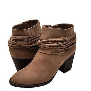 Bamboo Avenge Bootie Women’s 7 Brand New
